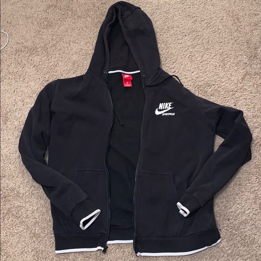 black nike zip up sweatshirt